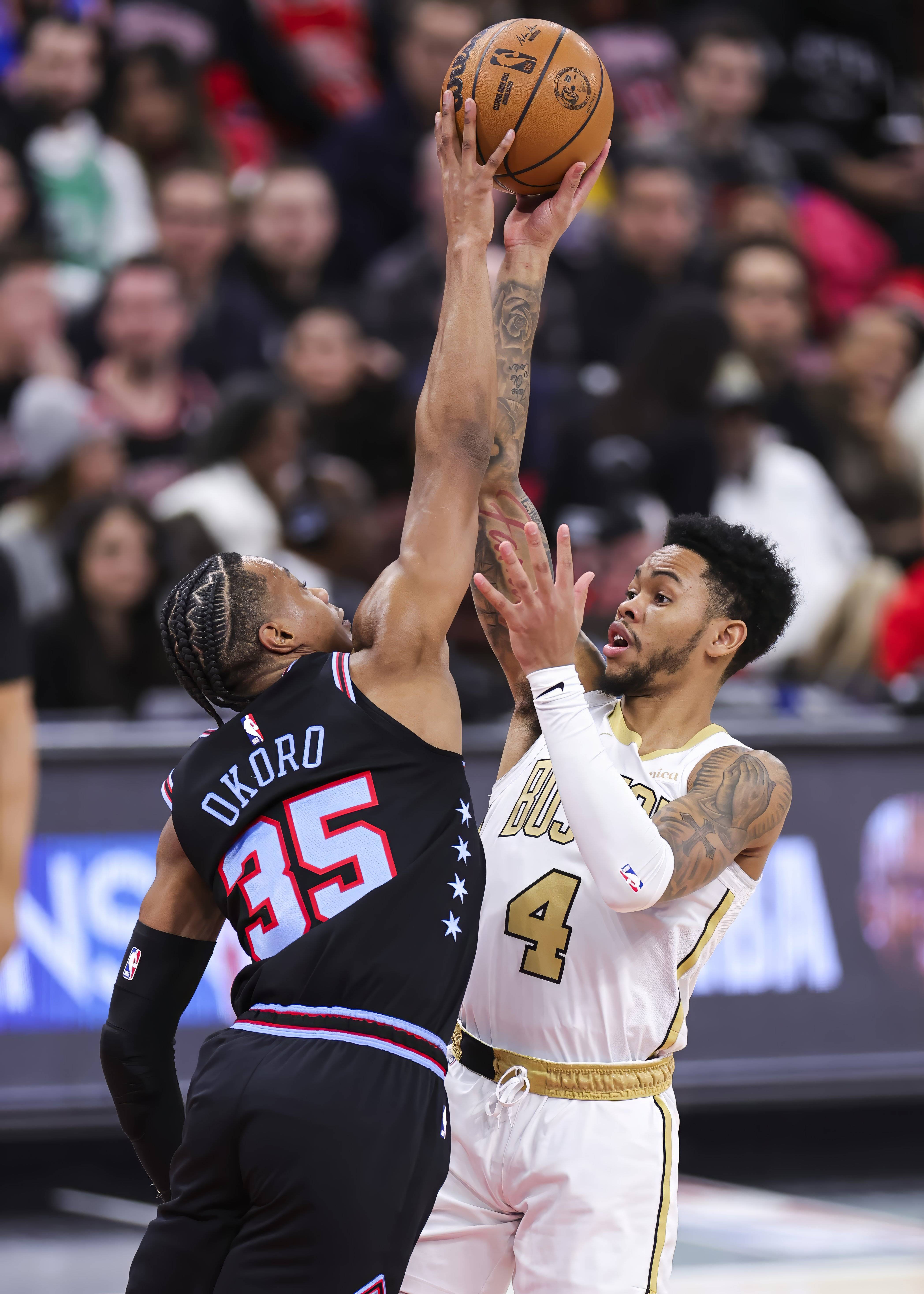 JJB-詹姆斯在公牛比赛中精彩发挥，挺进下一轮引发热议！的简单介绍